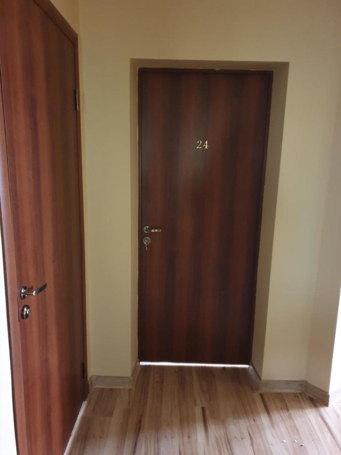 Babilonas Hotel Plunge Luaran gambar